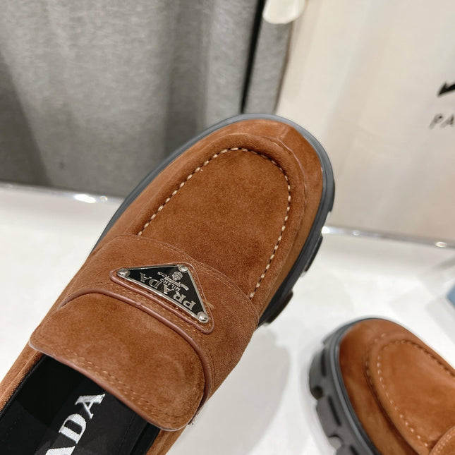 MONOLITH LOAFERS IN RED BROWN SUEDE