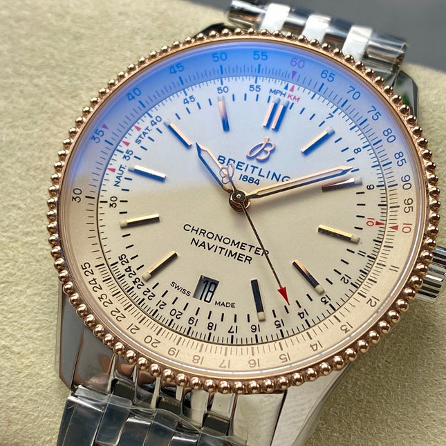NAVITIMER AUTOMATIC 41 STEEL AND RED GOLD CASE WHITE DIAL