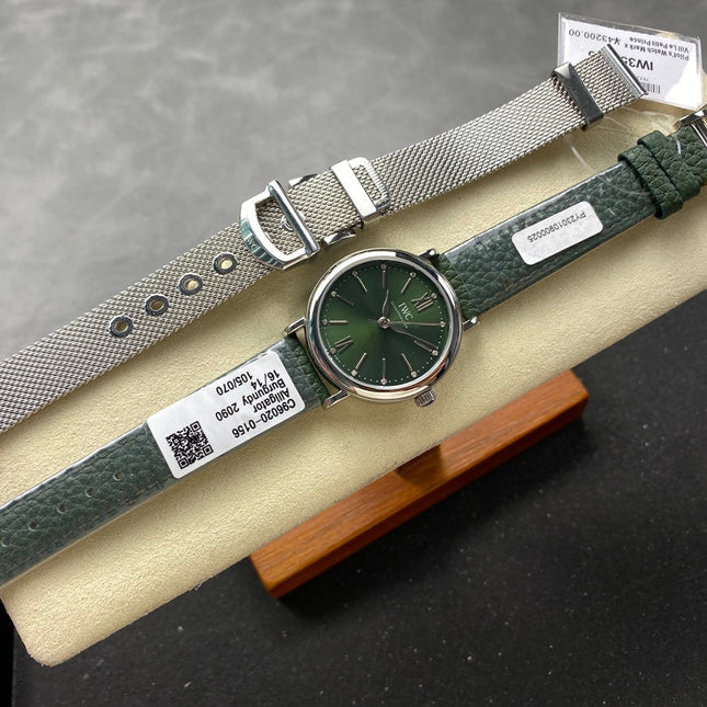 PORTOFINO AUTOMATIC 34 WATCH SILVER CASE WITH JUNGLE GREEN LEATHER STRAP AND DIAL