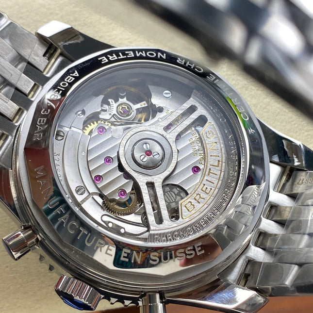 NAVITIMER B01 CHRONOGRAPH 43 ALL STEEL GREEN MIX BLACK DIAL