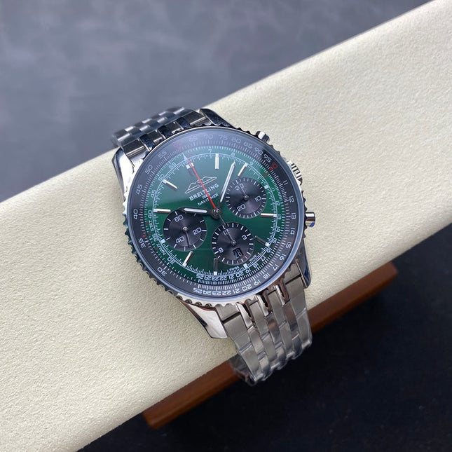 NAVITIMER B01 CHRONOGRAPH 43 ALL STEEL GREEN MIX BLACK DIAL