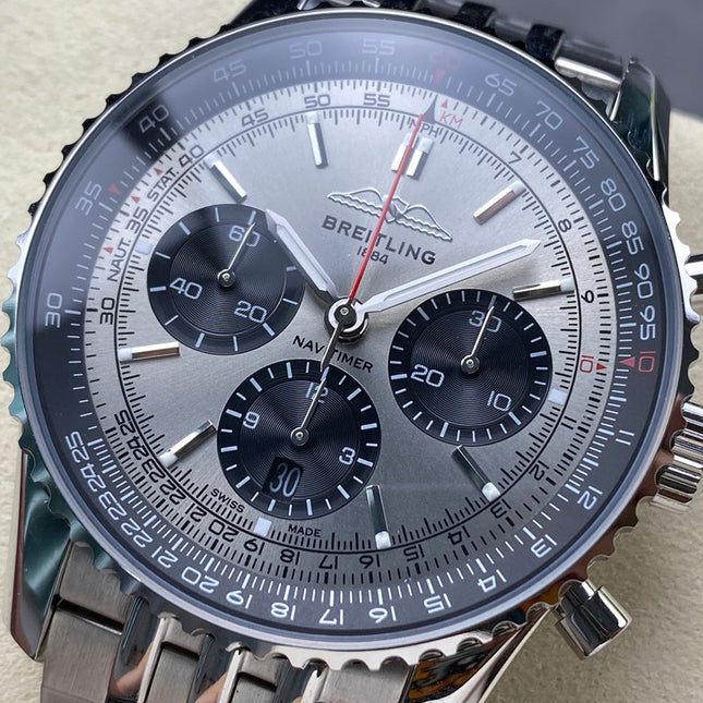 NAVITIMER B01 CHRONOGRAPH 43 ALL STEEL SILVER MIX BLACK DIAL