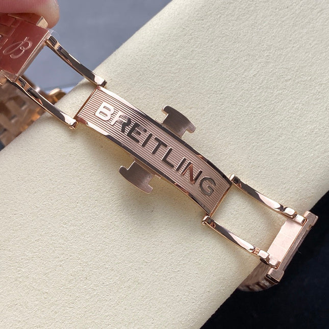 NAVITIMER B01 CHRONOGRAPH 43 ALL RED GOLD BLACK DIAL