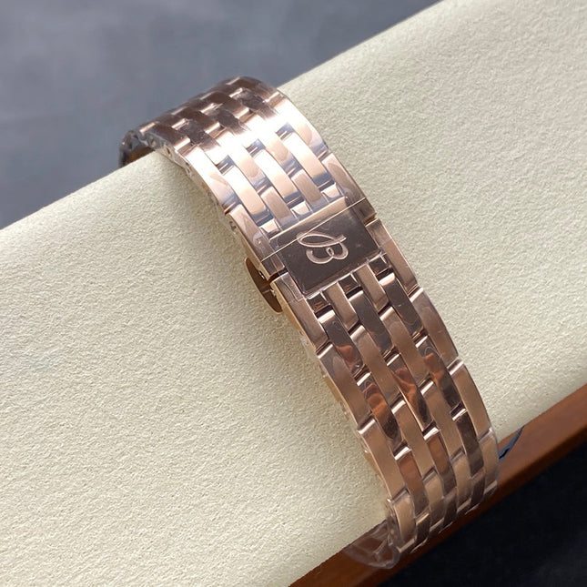 NAVITIMER B01 CHRONOGRAPH 43 ALL RED GOLD BLACK DIAL