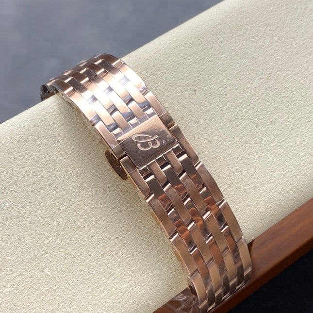 NAVITIMER B01 CHRONOGRAPH 43 ALL RED GOLD BLACK MIX SILVER WHITE DIAL