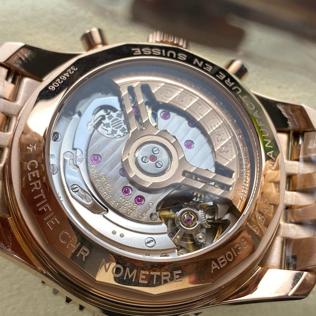 NAVITIMER B01 CHRONOGRAPH 43 ALL RED GOLD BLUE MIX GREEN DIAL