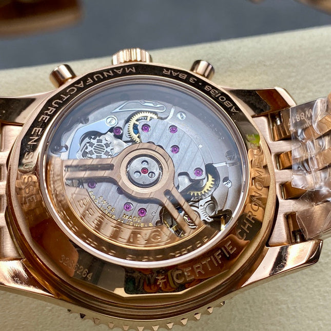 NAVITIMER B01 CHRONOGRAPH 43 ALL RED GOLD BLUE MIX WHITE DIAL