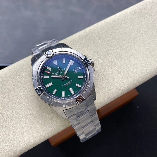 AVENGER AUTOMATIC 42 ALL STEEL GREEN DIAL