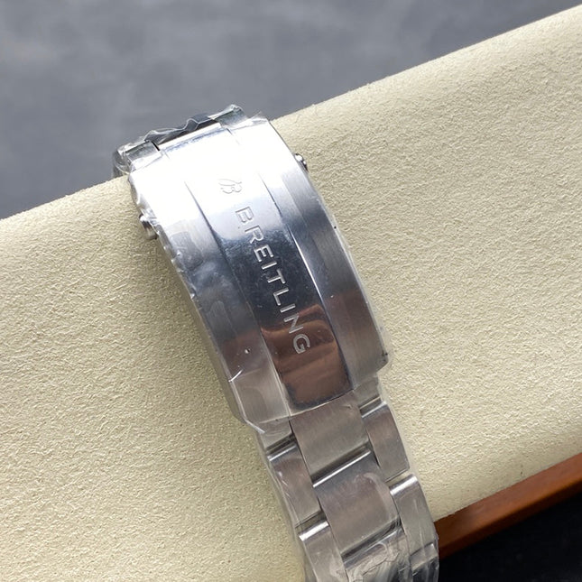 AVENGER AUTOMATIC 42 ALL STEEL BLACK DIAL