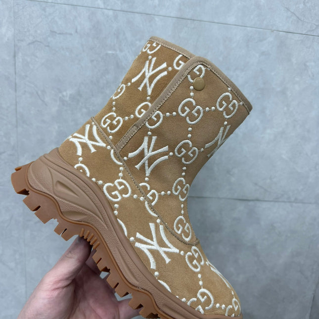 GG&NY SNOW BOOTS IN WOOD BROWN SUEDE AND WOOL LINING