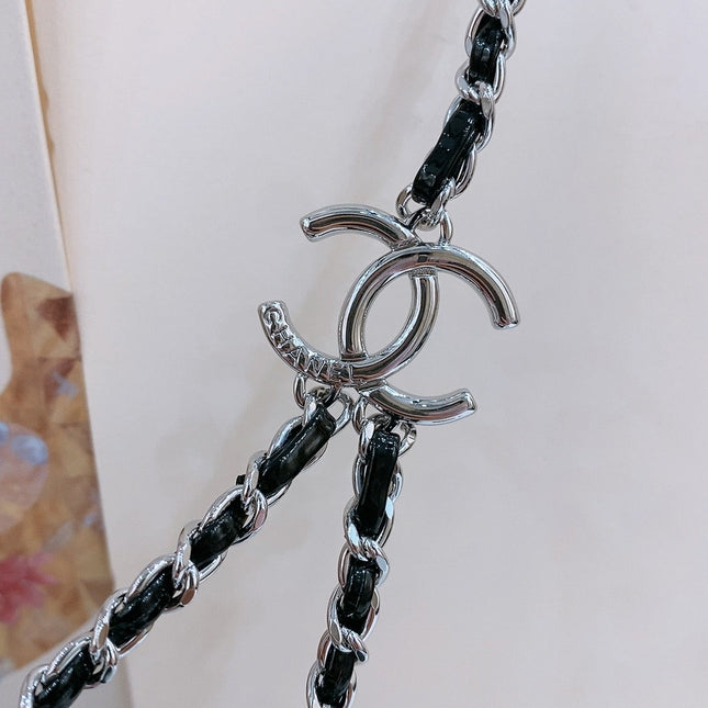 CHAIN BELT IN SILVER METAL INTERWOVEN WITH CALFSKIN STRAPS