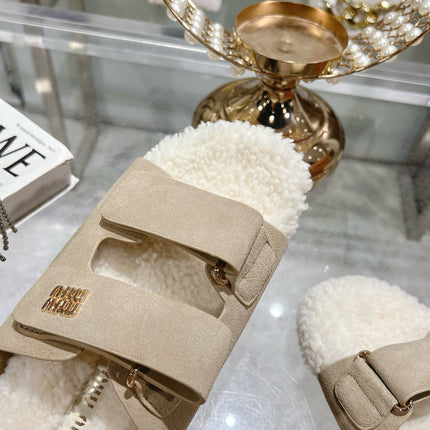 SANDAL SLIDES IN BEIGE SUEDE AND SHEARLING LINING