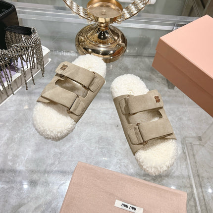 SANDAL SLIDES IN BEIGE SUEDE AND SHEARLING LINING