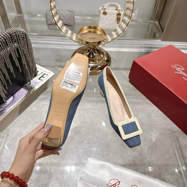 ROGER VIVIER 25S TROMPETTE BALLERINAS 45MM IN BLUE DENIM