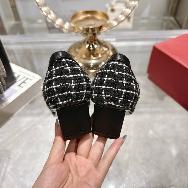 ROGER VIVIER 25S TROMPETTE BALLERINAS 45MM IN BLACK TWEED