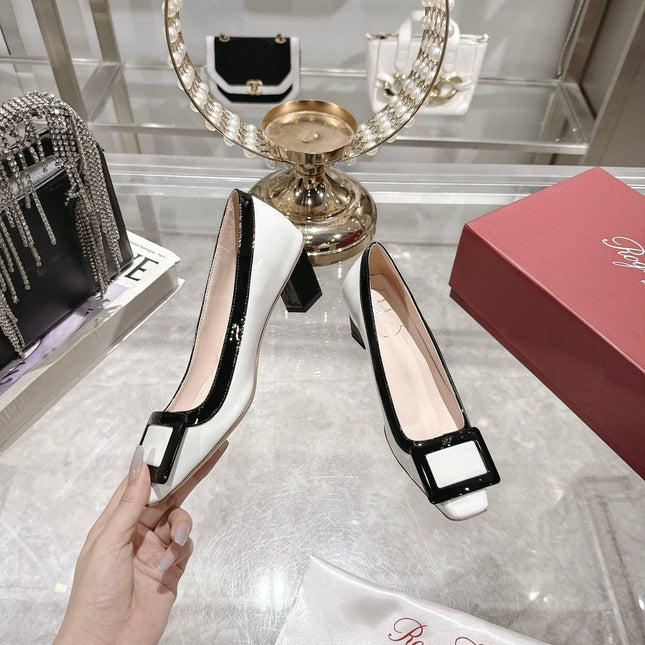 ROGER VIVIER 25S TROMPETTE BALLERINAS 45MM IN WHITE CALFSKIN