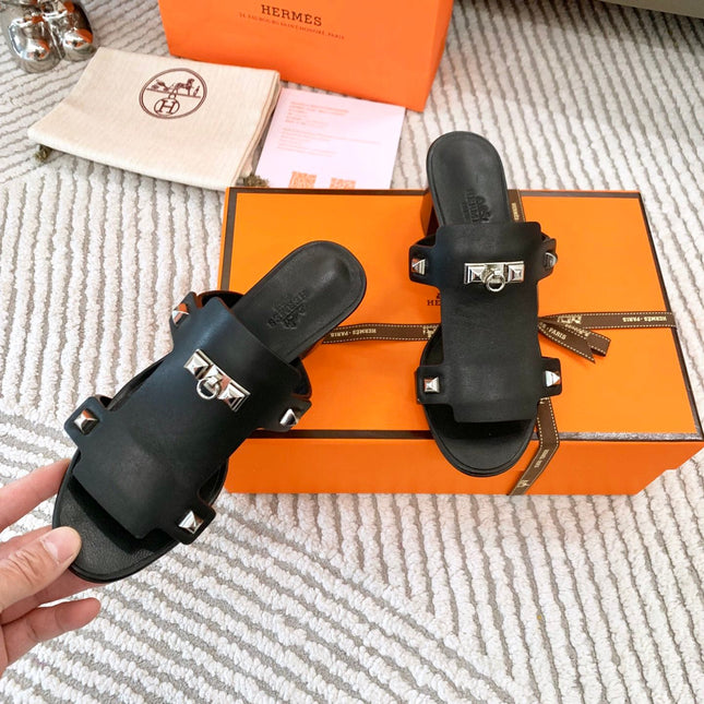 INVINCIBLE 50 SANDAL IN BLACK CALFSKIN