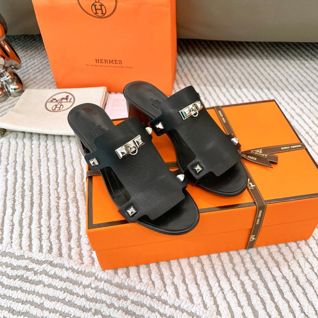 INVINCIBLE 50 SANDAL IN BLACK CALFSKIN