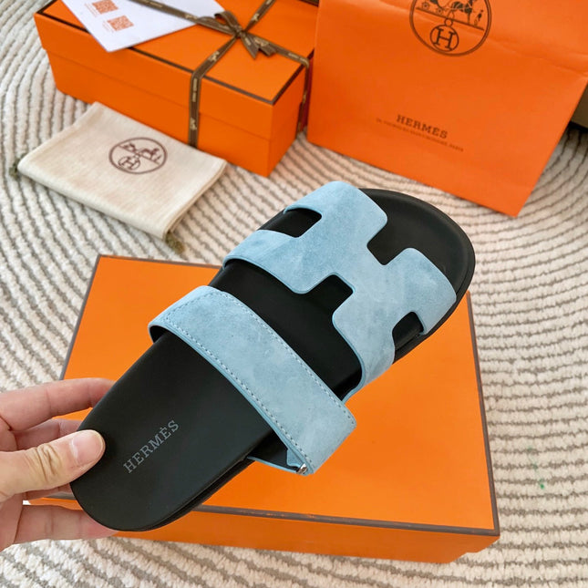 HM CHYPRE SANDAL IN LIGHT BLUE SUEDE