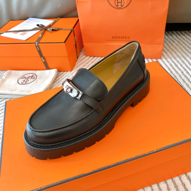 ICONE LOAFER IN BLACK CALFSKIN
