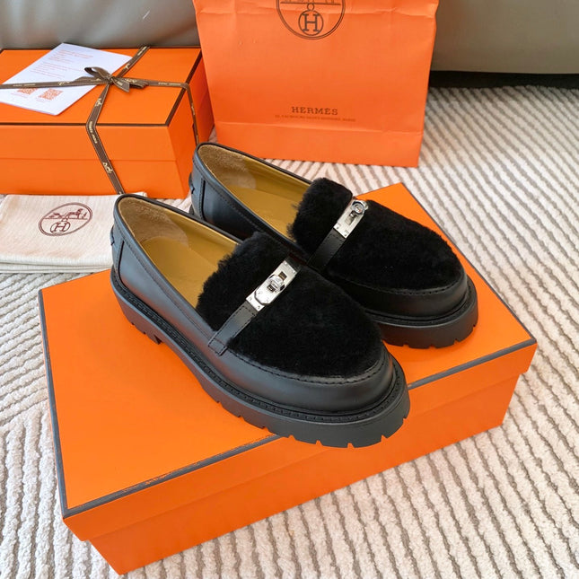 ICONE LOAFER IN BLACK CALFSKIN WITH BLACK SHEARLING