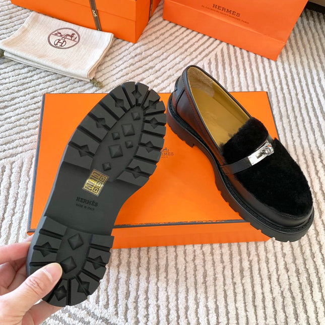 ICONE LOAFER IN BLACK CALFSKIN WITH BLACK SHEARLING