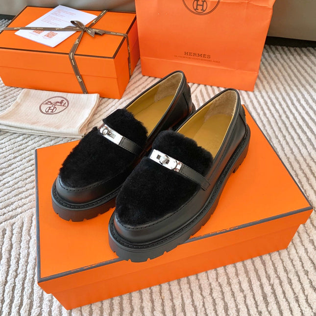 ICONE LOAFER IN BLACK CALFSKIN WITH BLACK SHEARLING