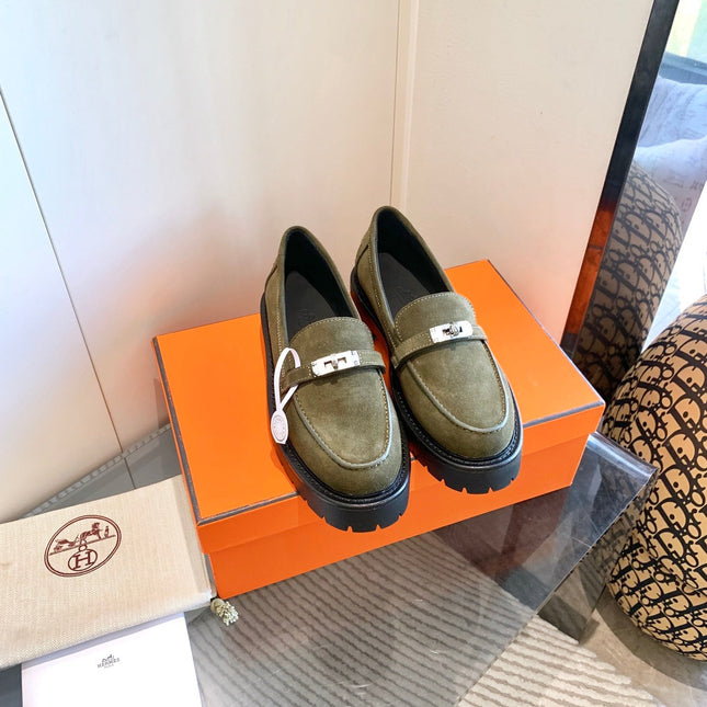 ICONE LOAFER IN ARMY GREEN SUEDE