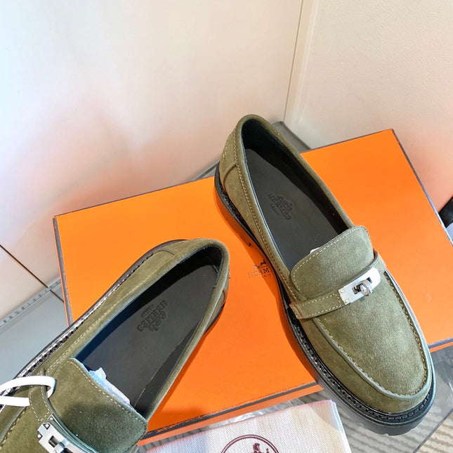 ICONE LOAFER IN ARMY GREEN SUEDE