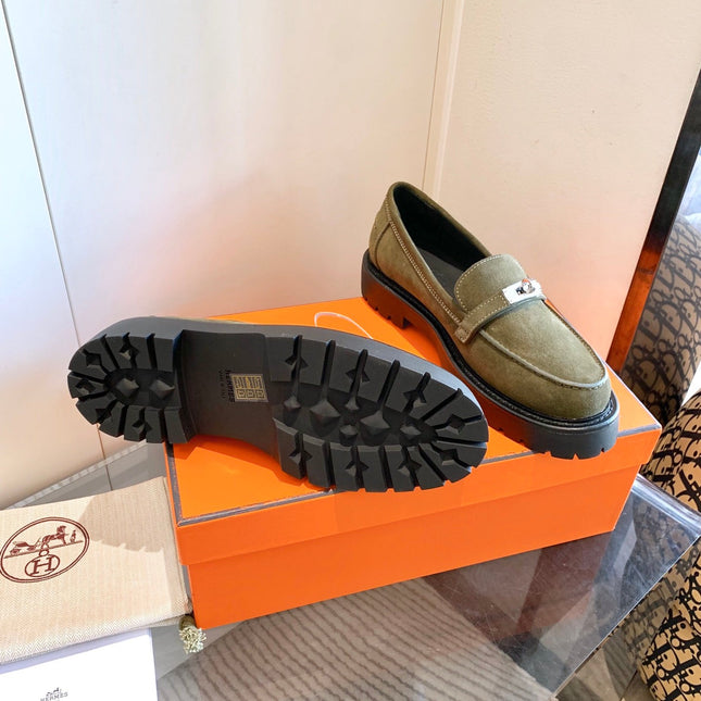 ICONE LOAFER IN ARMY GREEN SUEDE