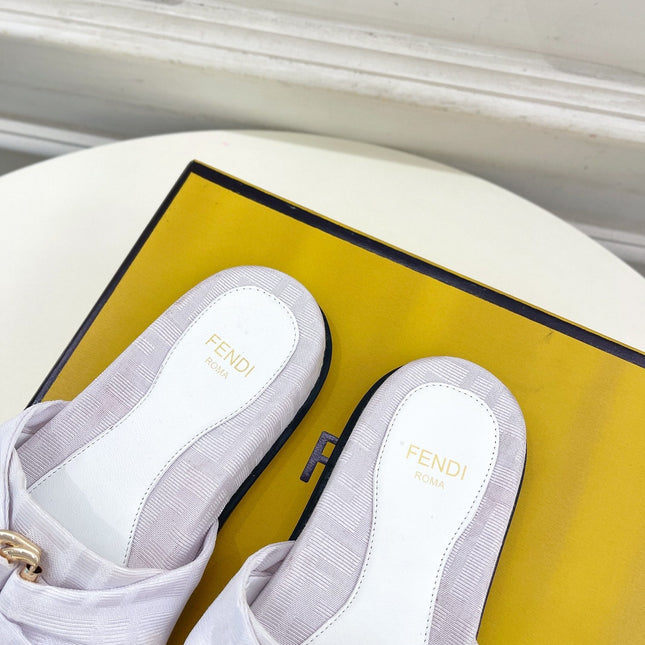 FENDI FLAT SLIPPER IN WHITE JACQUARD FABRIC WITH GOLD HARDWARE