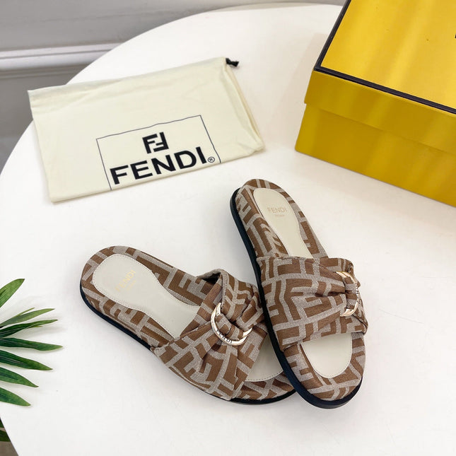 FENDI FLAT SLIPPER IN BROWN MONOGRAM JACQUARD FABRIC WITH GOLD HARDWARE
