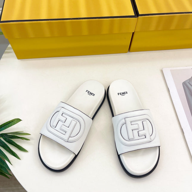 FENDI LOGO SLIDES IN WHITE CALFSKIN