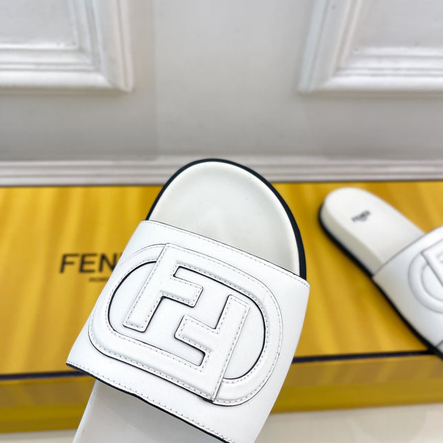 FENDI LOGO SLIDES IN WHITE CALFSKIN