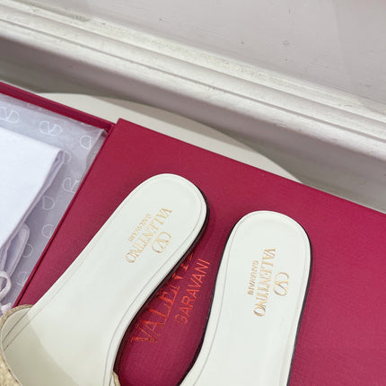 GARAVANI V LOGO SIGNATURE SLIDE IN BEIGE RAFFIA AND WHITE CALFSKIN