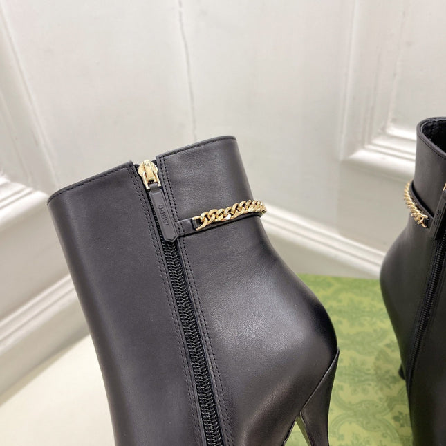 SIGNORIA SHORT BOOTS 10.5CM IN BLACK CALFSKIN