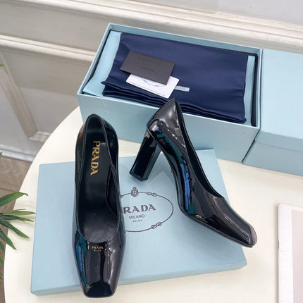 SQUARE TOE HIGH PUMPS IN BLACK GLOSSY CALFSKIN