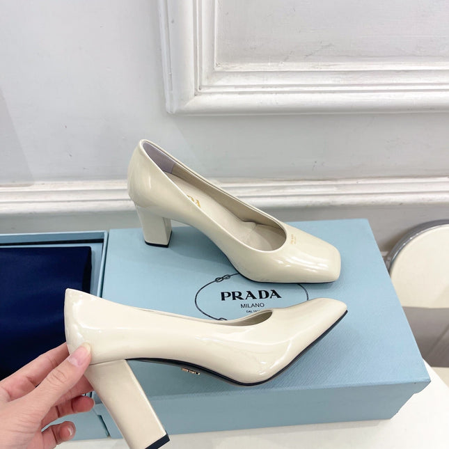 SQUARE TOE HIGH PUMPS IN WHITE GLOSSY CALFSKIN