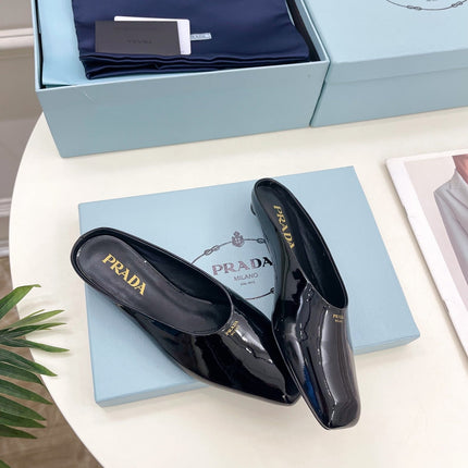 MULES SQUARE TOE IN BLACK SHINY CALFSKIN