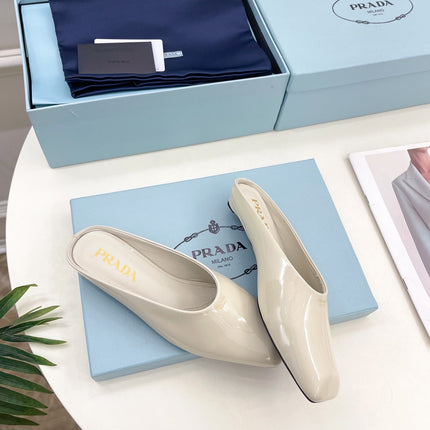 MULES SQUARE TOE IN WHITE SHINY CALFSKIN