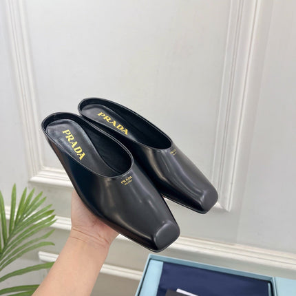 MULES SQUARE TOE IN BLACK SMOOTH LAMBSKIN