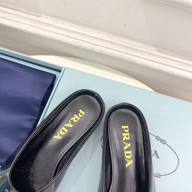 MULES SQUARE TOE IN BLACK SMOOTH LAMBSKIN