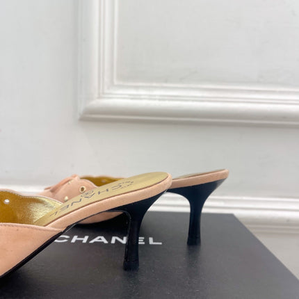 HIGH 65 MM MULE IN PEACH PINK SUEDE