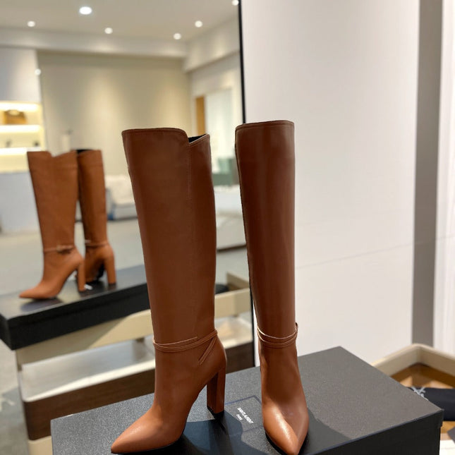 YSL 25S HIGH-HEEL KNEE-HIGH BOOTS 95 MM IN RUST BROWN LAMBSKIN