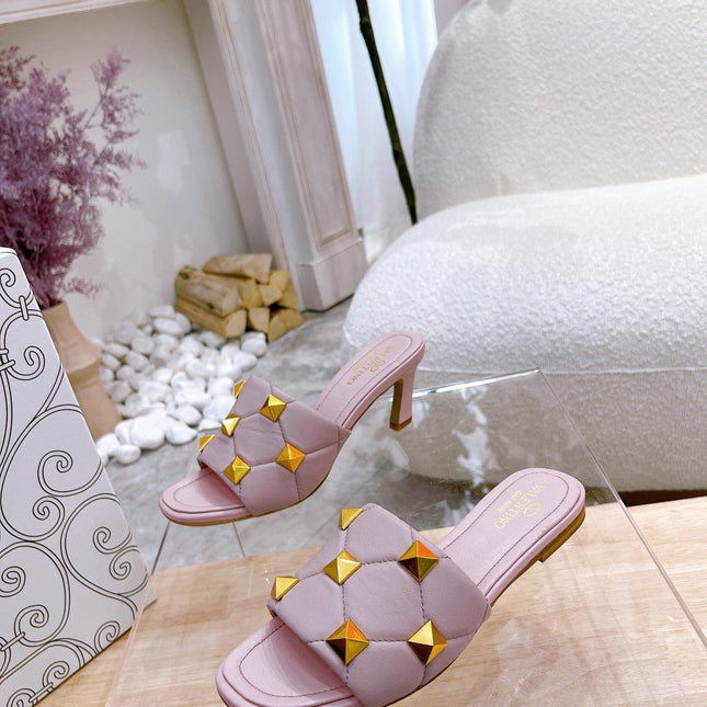 STUD FLAT SLIDE IN BABY PINK LAMBSKIN