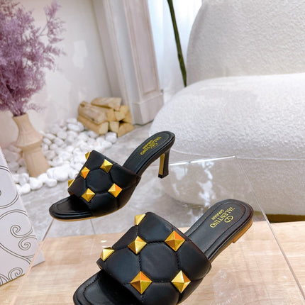 STUD FLAT SLIDE IN BLACK LAMBSKIN