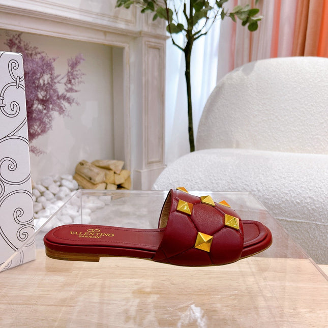 STUD FLAT SLIDE IN GARNET RED AMBSKIN