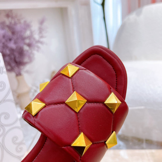 STUD FLAT SLIDE IN GARNET RED AMBSKIN