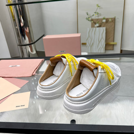 SNEAKER MULES IN WHITE MIX BROWN CALFSKIN WHITE  YELLOW LACES