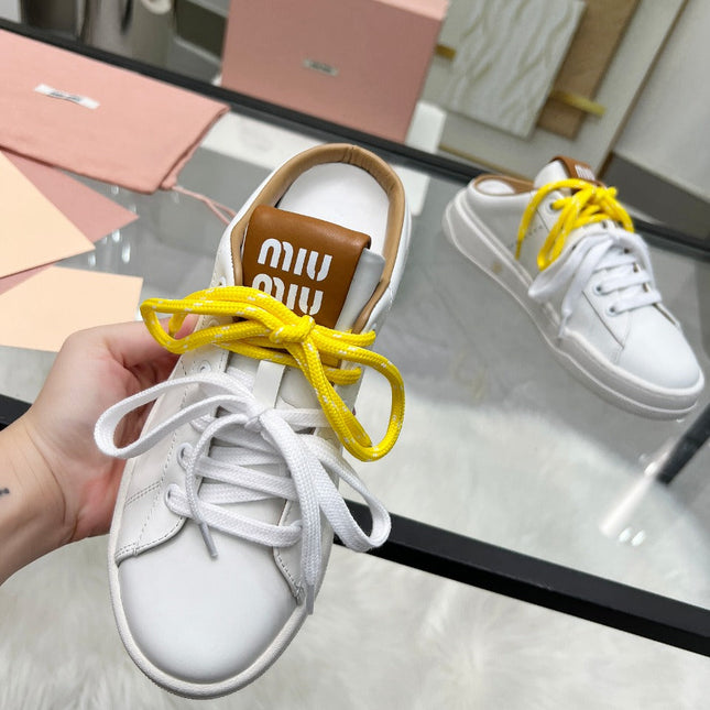 SNEAKER MULES IN WHITE MIX BROWN CALFSKIN WHITE  YELLOW LACES